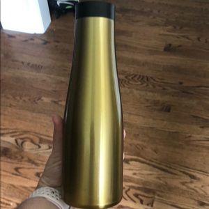 Lulu water bottle EUC